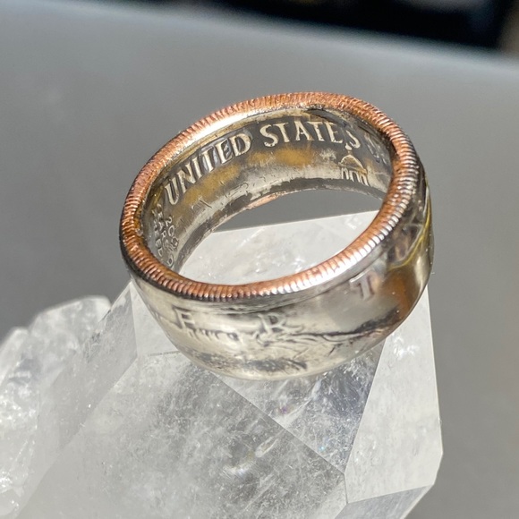Bicentennial Half Dollar Coin Ring - Picture 5 of 10